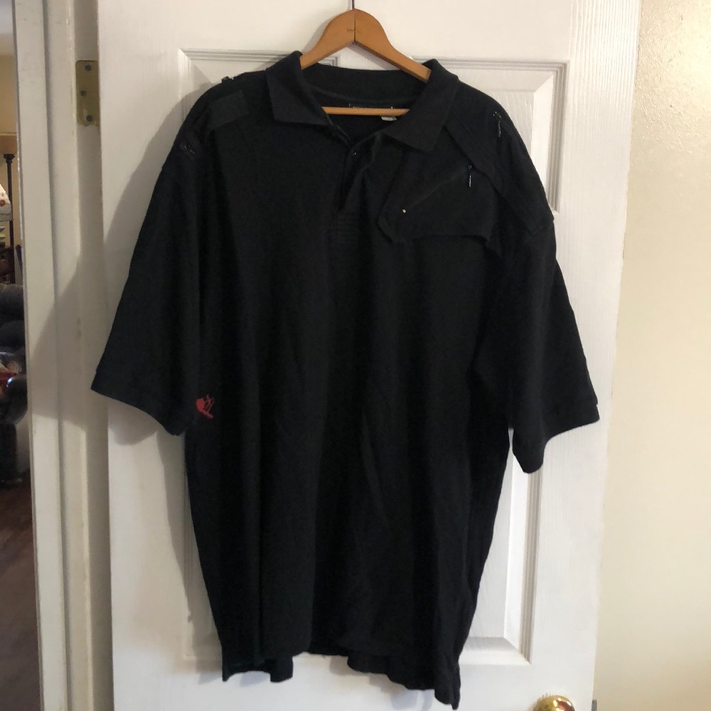 Rocawear polo style shirt